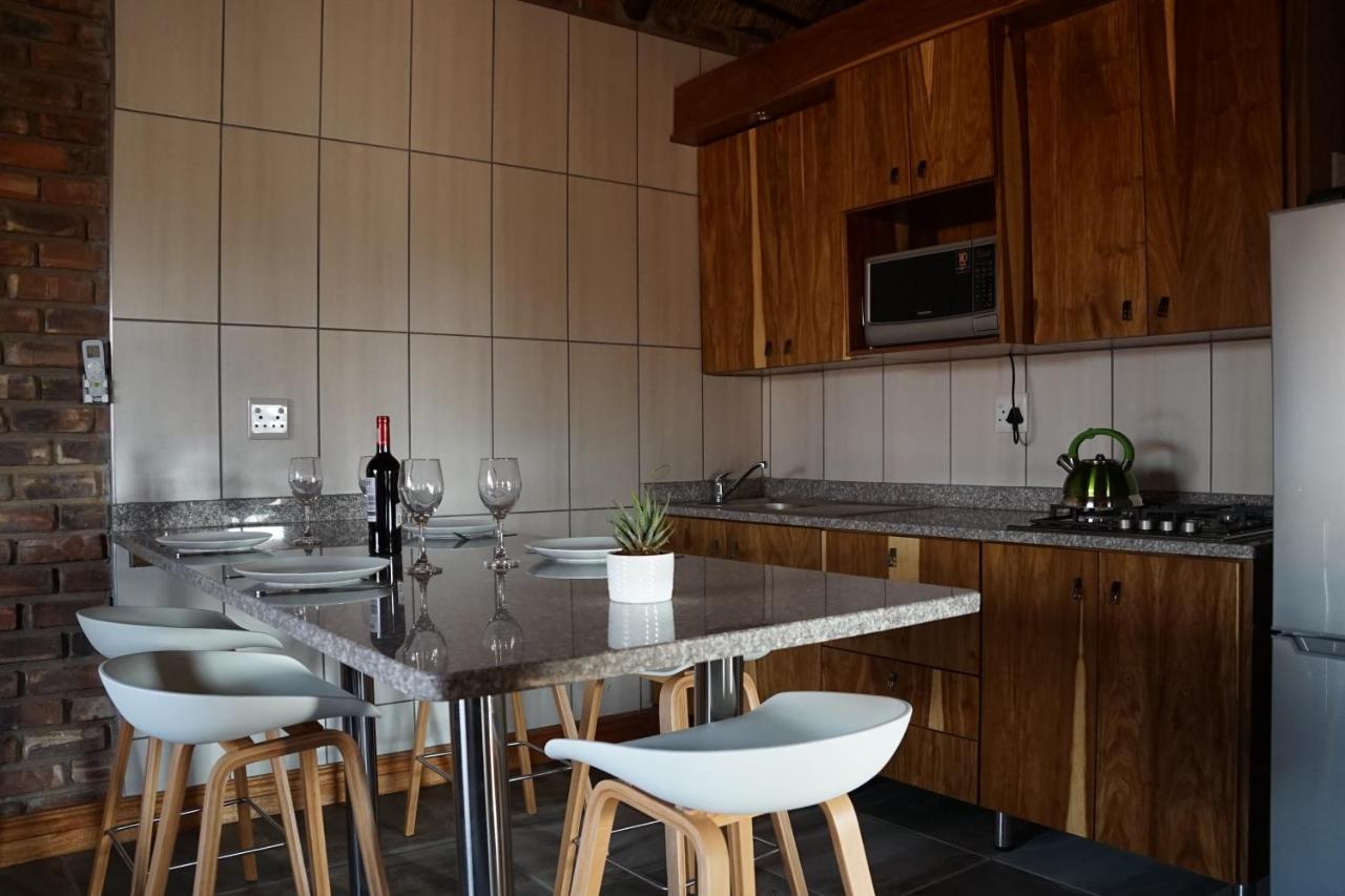 Kwele Game Lodge Beauty ภายนอก รูปภาพ