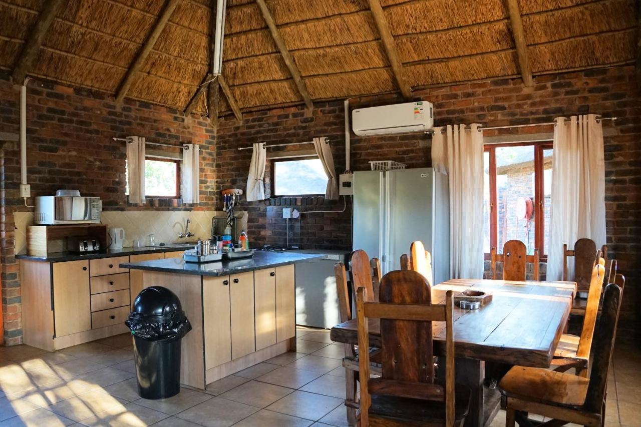 Kwele Game Lodge Beauty ภายนอก รูปภาพ